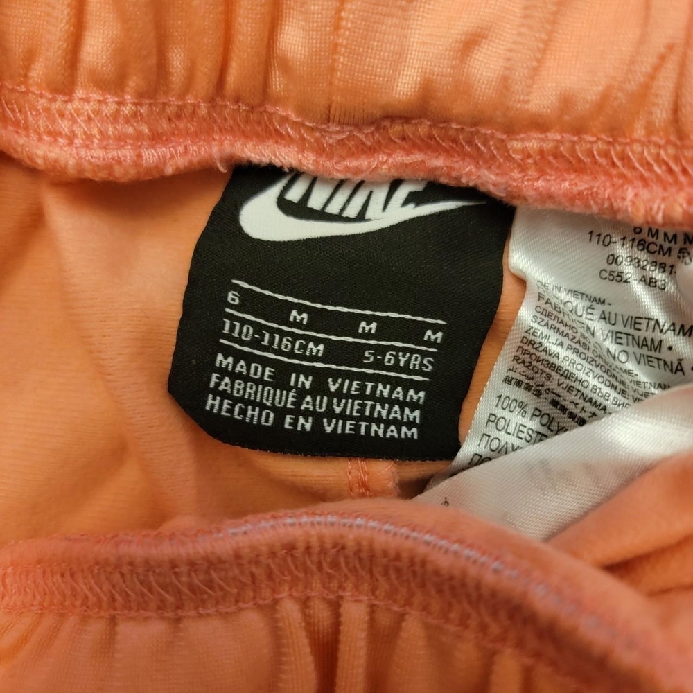 DKNY / nike / puma / carters girl clothing bundle Size 4/5/6 GIRL - Picture 7 of 10
